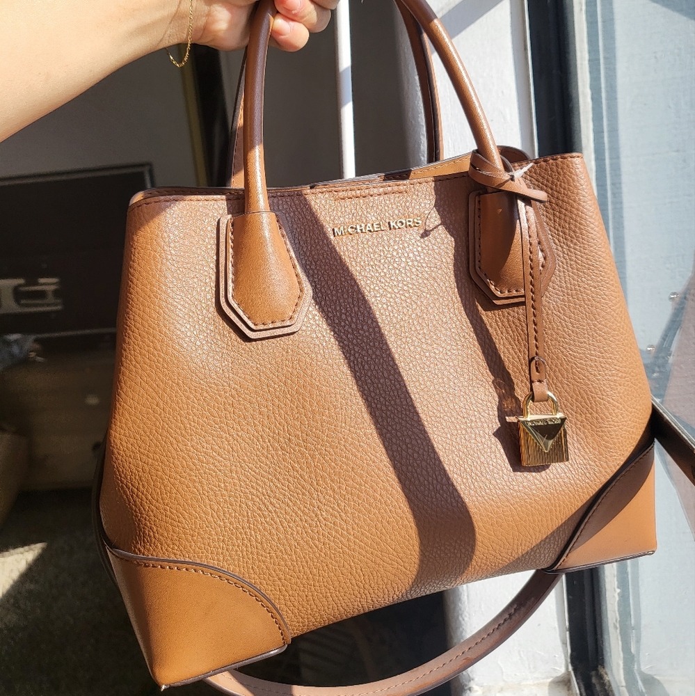 Michael Kors Crossbody